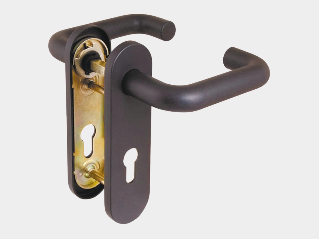 Подпружиненная стальная ручка с негорючим покрытием «нейлон».