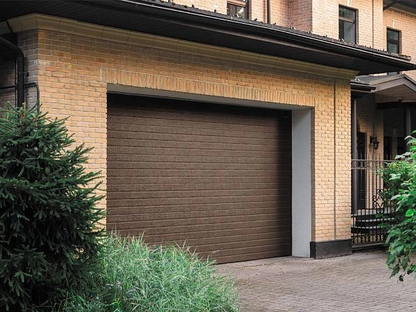 Секционные ворота 2500х2200 мм коричнево-красные DoorHan rsd02, bratsk.doorhan.ru